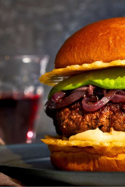 VRMMORPG- Versatile Tamer of Chaotic Soul Pets: Eat Me